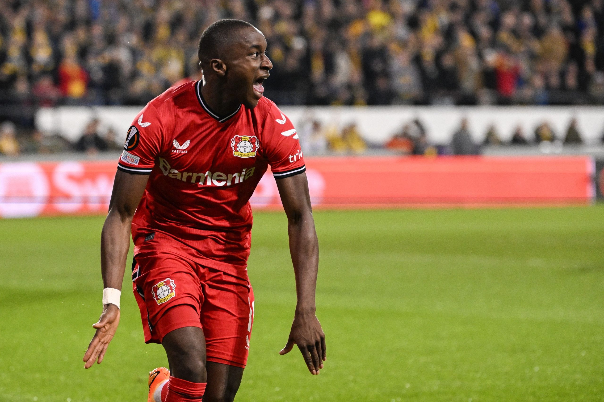 Moussa Diaby signs for Aston Villa